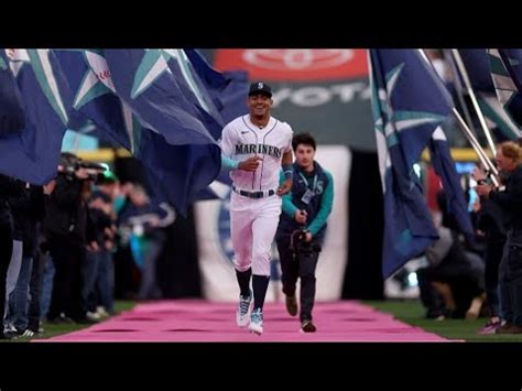 Seattle Mariners Opening Day roster introduced in 2023 home opener ...