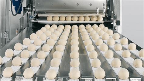 Amazing Automatic Bakery Machinery in Food Factory - Awesome Workers Bread Processing Fastest ...