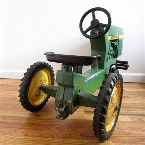 vintage John Deere kids Ertl tractor // working pedals & steering