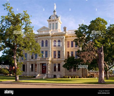 Milam County Courthouse - Cameron, Texas Stock Photo - Alamy