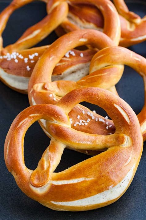 Homemade pretzels | Authentic german pretzel recipe, Bavarian pretzel ...