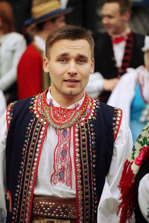 Lachy Sądeckie | Polish traditional costume, Polish dress, Folk costume