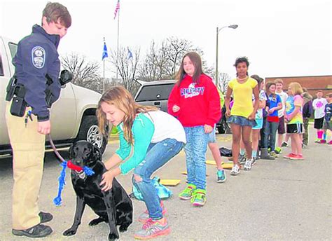 Beaverdam Career Day brings variety of industries, vocations