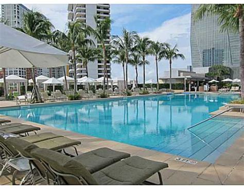 Four Seasons Residences - 1425 Brickell Ave Miami 33131