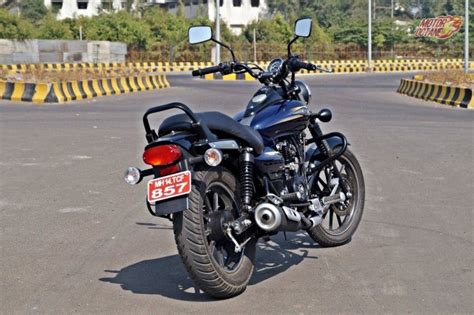 Bajaj Avenger 150 Street Price, Colours, Top Speed