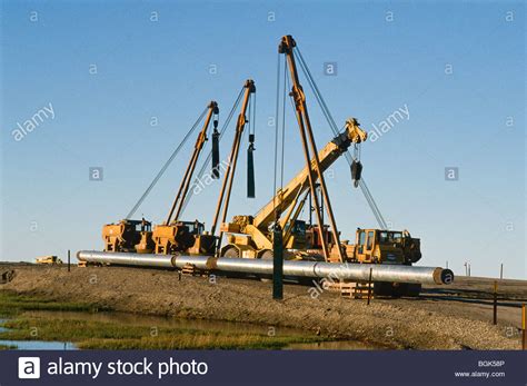 Trans Alaska Pipeline Construction Stock Photos & Trans Alaska Pipeline Construction Stock ...