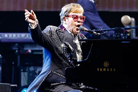 Elton John talks singing with 'broken' Britney Spears