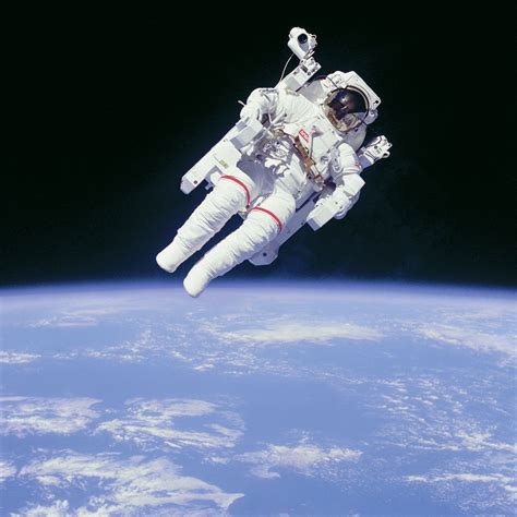 Bruce McCandless | Space Shuttle Challenger, NASA, Astronaut | Britannica