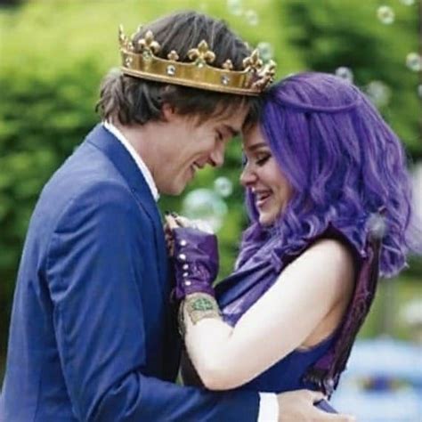 Pin by Diana DelRosso on Ben and Mal | Descendants pictures, Disney descendants cast, Disney ...