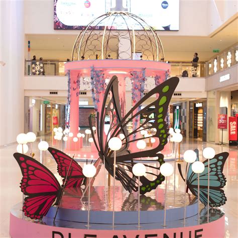 DLF Avenue gets festive for its One-year Anniversary | Indian Television Dot Com