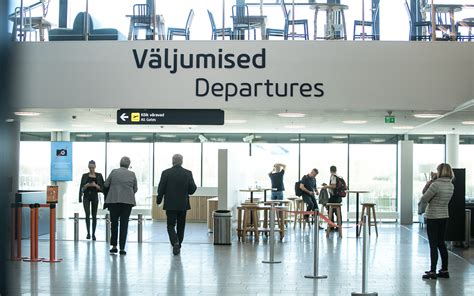 Tallinn airport arrivals departures - jordtablet