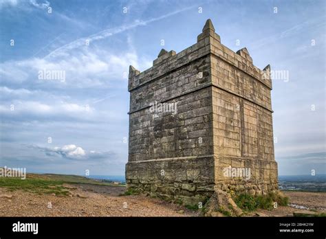 Rivington Pike Tower High Resolution Stock Photography and Images - Alamy