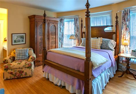 Romantic Door County Bed & Breakfast | White Lace Inn