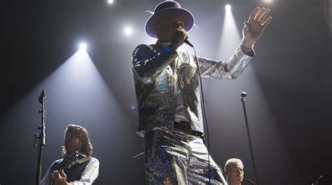 5 Ways Gord Downie Was the Ultimate Global Citizen of Canada