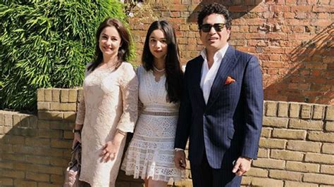 Sara Tendulkar celebrates graduation day with mother Anjali and father Sachin