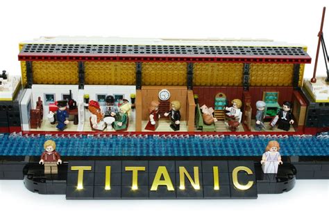 LEGO the movie " TITANIC " | Titanic, Lego, Mini figures