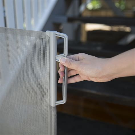 Perma Child Safety Outdoor Retractable Gate | Bunnings Warehouse