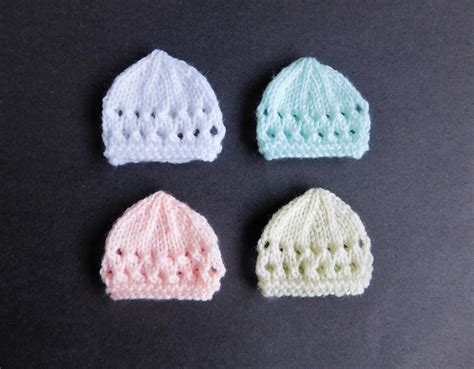 Marianna's Lazy Daisy Days: Micro - Preemie Baby Hats