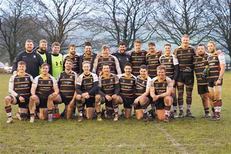 Unbeaten Caldy urge RFU to honour their promotion