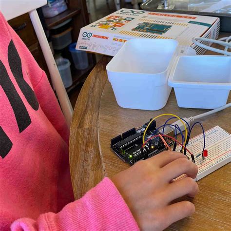 Fun and Easy Simple Arduino Projects for Kids – Beginner Projects