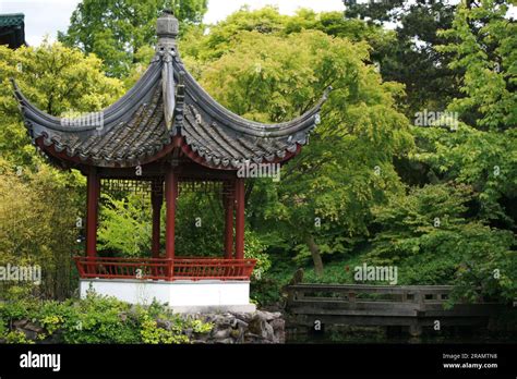 Dr. Sun Yat-Sen Chinese Garden Stock Photo - Alamy