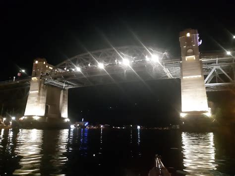 Burrard Bridge at night! Vancouver BC, Canada. The Gate Keepers. : r ...