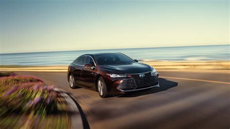 Toyota Axes The Avalon After 2022, Ending Its 27-Year U.S. Production Run: Report - TFLcar