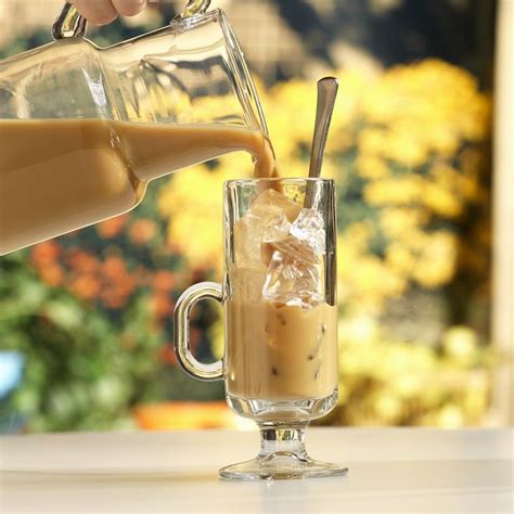 How To Make Iced Coffee With Milk In A Blender : Iced Coffee: how to make delicious cold brew ...
