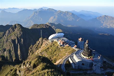 Mountains in Vietnam | Map of Beautiful Peaks and Ranges