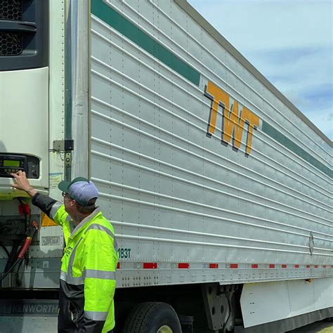 6 Tips for Refrigerated Truck Driving - TW Transport