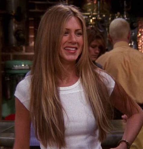 10 Best Rachel Green Hairstyles from All Seasons