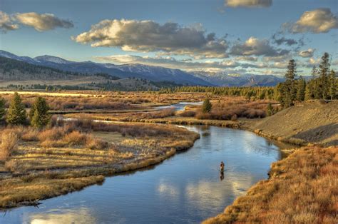 5 Reasons to Visit West Yellowstone, Montana this Fall | Outdoor Project