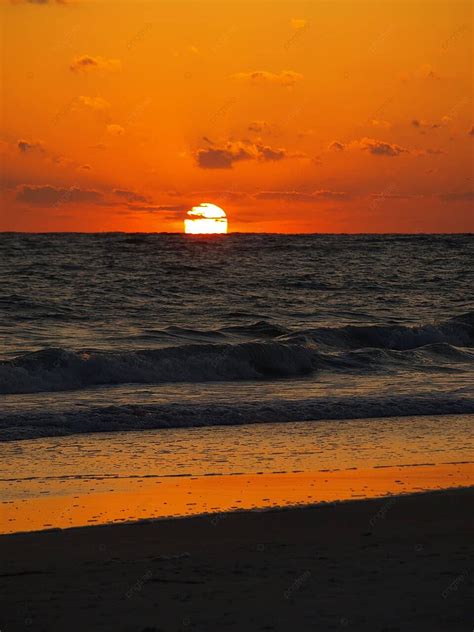 Florida Sunset Sea Florida Sunset At The Beach Photo Background And ...