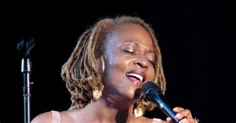 Cassandra Wilson Albums List: Full Cassandra Wilson Discography (33 Items)