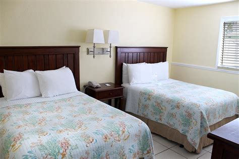 Rooms Available | Fort Myers Beach | Lani Kai Island Resort