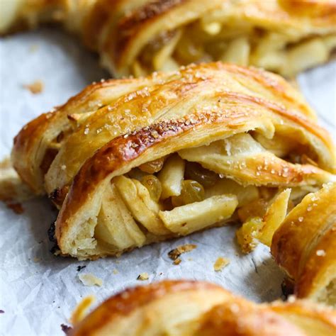 Delicious and EASY Apple Strudel Recipe | Cookies and Cups