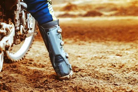 Best Cheap Dirt Bike Boots That are Comfortable and Durable - Dirt Bike Planet