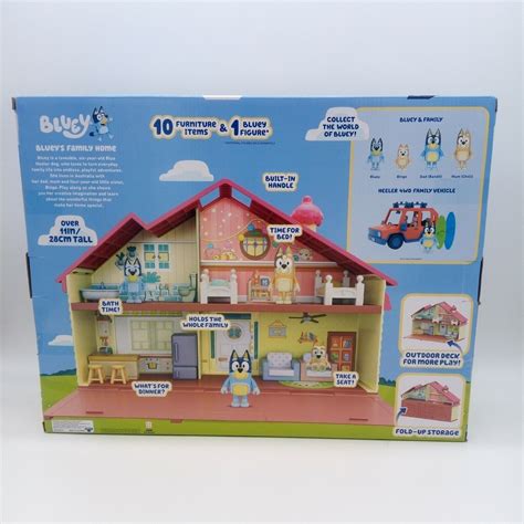 Bluey Family Home Pack and Go Playset with Bluey Figure and 12 ...