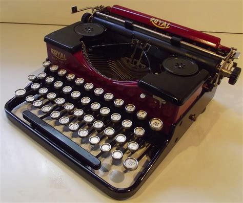 oz.Typewriter: Royal Portable Typewriters For Sale