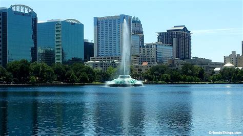 Lake Eola Park - Orlando Public Park and Attraction