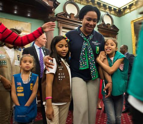 Troop 6000 brings the Girl Scout experience to homeless girls of NYC