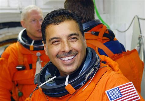 Ex-astronaut José Hernández has NASA-approved tips to stay sane in ...