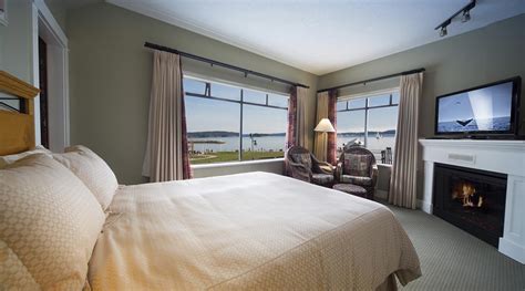 Sidney Waterfront Inn & Suites Sidney | BC Ferries Vacations