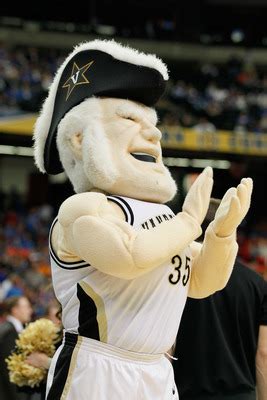 Vanderbilt Commodore Mascot