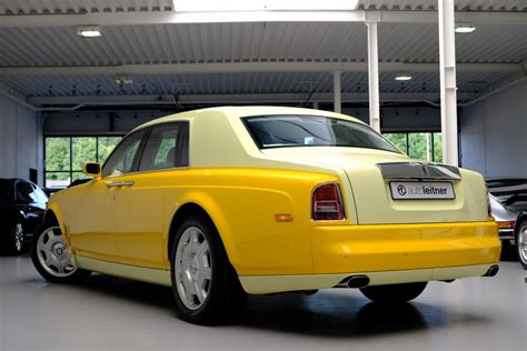 Bespoke Two-Tone Yellow Rolls-Royce Phantom Looks Like The World’s Most ...