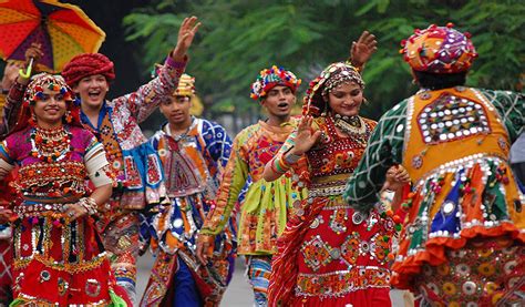 Different Dance Forms Of India With States | Waytoindia.com