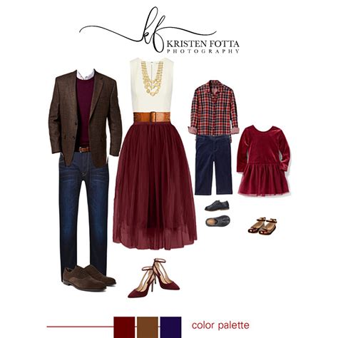 Christmas Family Outfit Ideas - inspiration for your family holiday pictures.