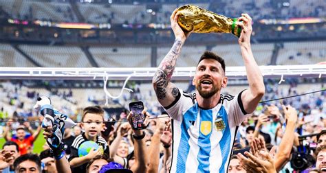 L’année 2022 de Lionel Messi : enfin au sommet du monde ! | Football-Addict