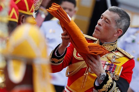 Thailand bids final farewell to King Bhumibol in extravagant five-day ...