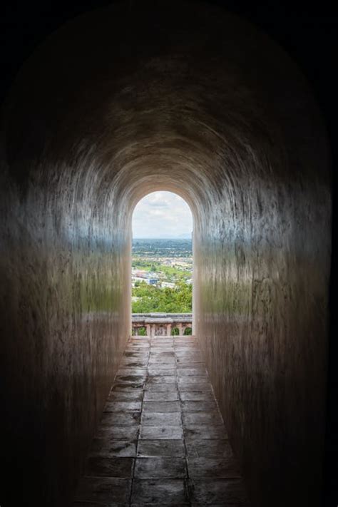 Concrete Tunnel · Free Stock Photo